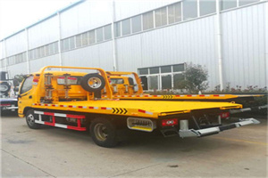 玉树附近拖车救援搭电